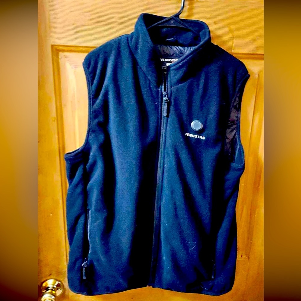 Unisex heated vest